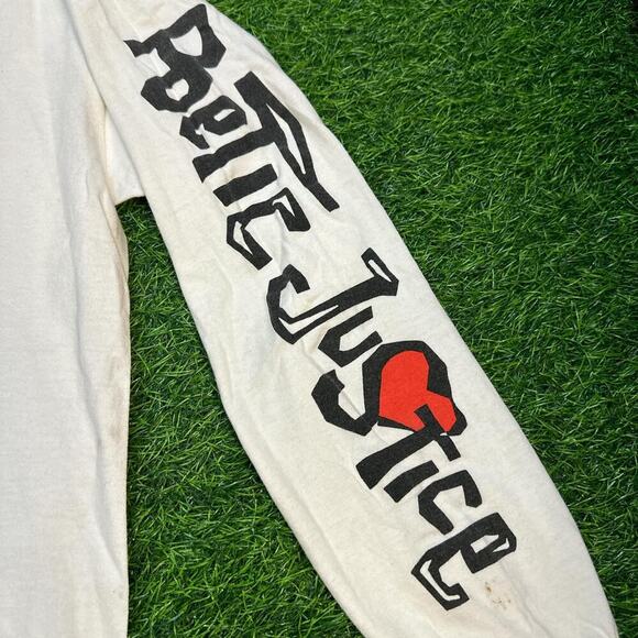 Poetic Justice 'A Street Romance' Graphic Long Sleeve Tee - Picture 3 of 6